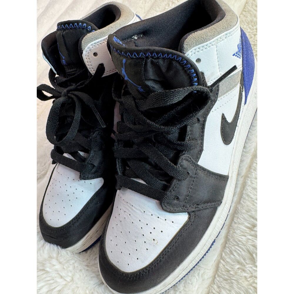 Jordan 1 Mid SE White Black Royal (GS) - BQ6931-102 - US SIZE 5.5Y